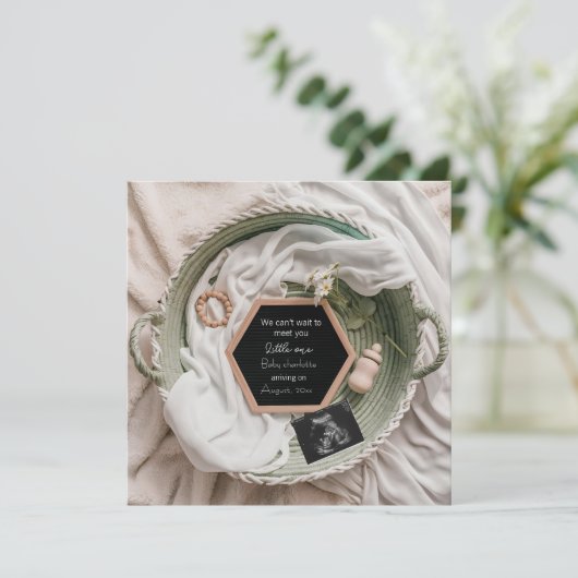 かわいいシンプルニュートラル妊娠の発表 招待状 (スタンド正面)