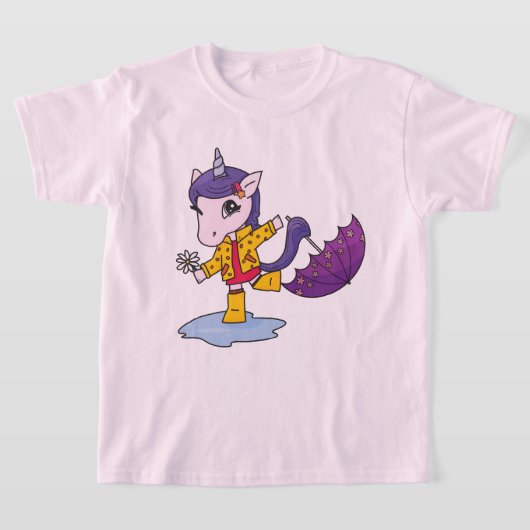 かわいいシンプルピンクフローラユニコーンinレインコート tシャツ (レイダウン)
