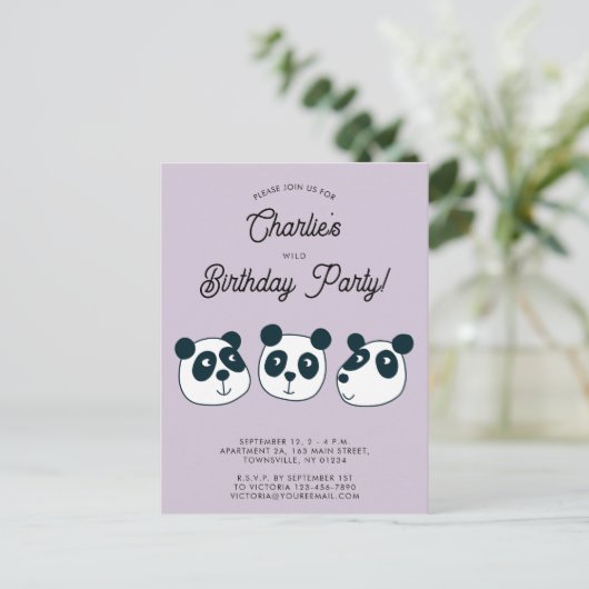 かわいいジャイアントパンダのクマ誕生日パーティーの招待状 ポストカード (スタンド正面)