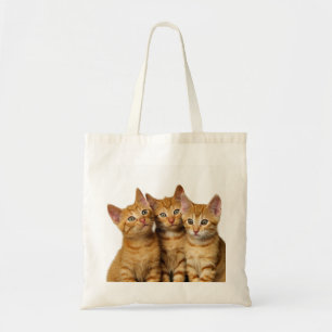 かわいいジンジャー猫の子猫たち3人がヘッドフォト – トートバッグ
