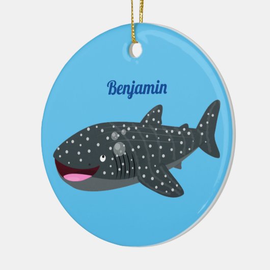 かわいいジンベエザメのハッピーアニメイラストレーション セラミックオーナメント (左)