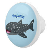 かわいいジンベエザメのハッピーアニメイラストレーション セラミックノブ (右)