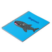 かわいいジンベエザメのハッピーアニメイラストレーション ノートブック (左側)