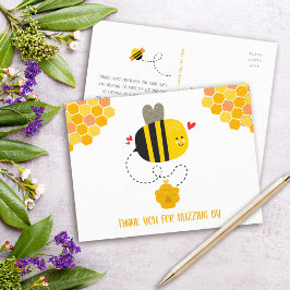 かわいいスイートビーでブザーをありがとう誕生日 ポストカード