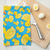 かわいいスカイブルーのゴムアヒル キッチンタオル (四つ折り)