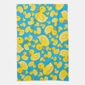 かわいいスカイブルーのゴムアヒル キッチンタオル (縦)