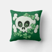 かわいいスカルとシャムロック クッション (裏面)