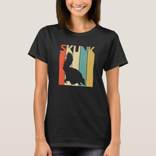 かわいいスカンク動物 Tシャツ (正面)