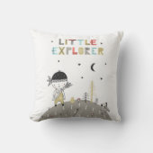 かわいいスカンジナビアの小さな探検家の子供 クッション (正面)