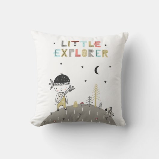 かわいいスカンジナビアの小さな探検家の子供 クッション (正面)