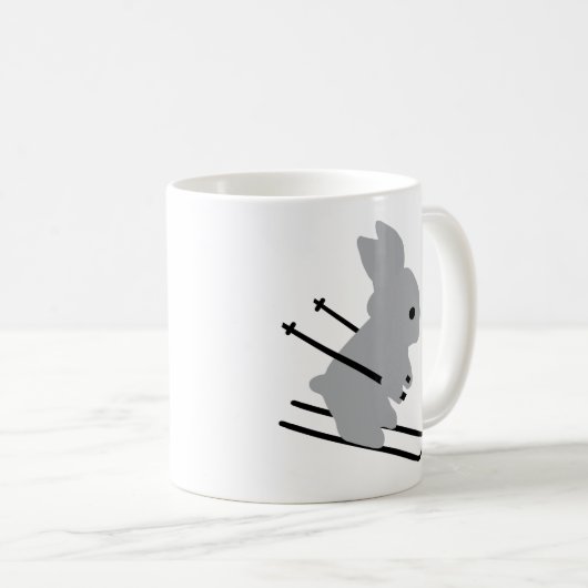 かわいいスキーバニーの雪のスキー コーヒーマグカップ (正面右)