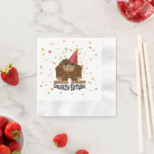 かわいいスクアッチー誕生日マンガビッグフット 縁ありカクテルナプキン (インサイチュ)