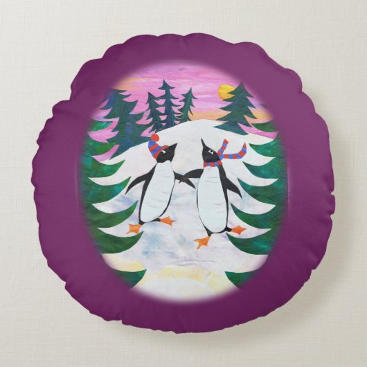 かわいいスケートで滑るペンギン雪景色おもしろい丸い枕 ラウンドクッション (正面)
