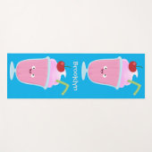 かわいいストロベリーアイスクリームのサンデー漫画 ヨガマット (正面(横))