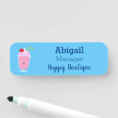 かわいいストロベリーアイスクリームのサンデー漫画 名札 (インサイチュ)