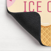 かわいいストロベリーバニラアイスクリームかわいいデザート マウスパッド (コーナー)