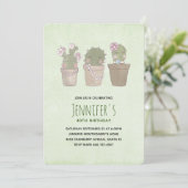 かわいいスマイリングサボテンの3姉妹 水彩の誕生日 招待状 (スタンド正面)