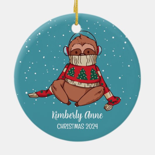 かわいいスロスクリスマスアニマル雪の冬の休日 セラミックオーナメント (裏面)