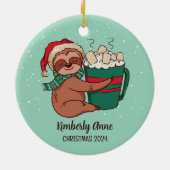 かわいいスロスクリスマスアニマル雪の冬の休日 セラミックオーナメント (裏面)