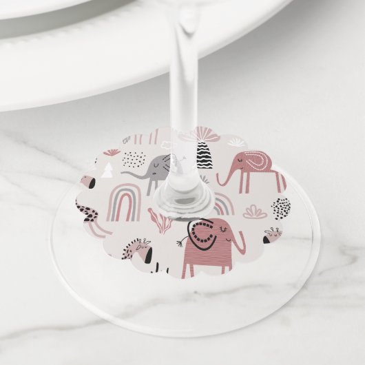 かわいいゾウとキリンの巨人の模様 ワイングラスタグ (クローズアップ)