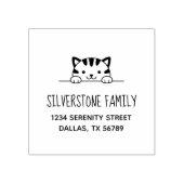 かわいいタビー猫が家族の住所2の上から覗いている ラバースタンプ (インプリント)