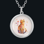 かわいいタビー猫とハート シルバープレートネックレス<br><div class="desc">かわいい水彩のネックレスイラストレーション。オレンジ色のタビーフレンドリー猫が渦巻くハートに楽しのまわりにく。</div>