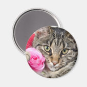 かわいいタビー猫とバラ マグネット (正面/裏面)