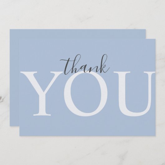 かわいいダスティブルーモダンタイポグラフィ男の子ベイビーシャワー サンキューカード (正面/裏面)