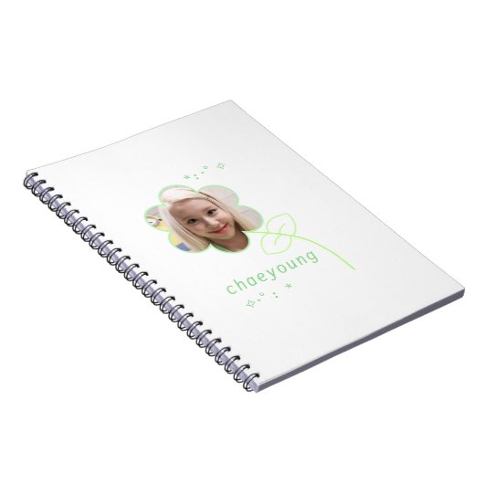 かわいいチェヤウン·クポップの210代の度の美 ノートブック (右側)