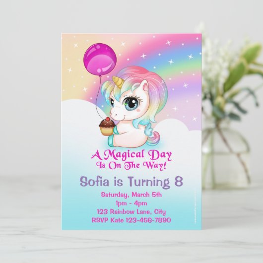 かわいいチビ(小さくかわいく書いた感じ)のユニコーンのバースデーパーティ招待状 招待状 (スタンド正面)