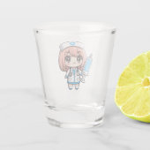 かわいいチビ（小さくかわいく書いた感じ）ナース – ヘルスケア、アニメ、医療 ショットグラス (裏面)