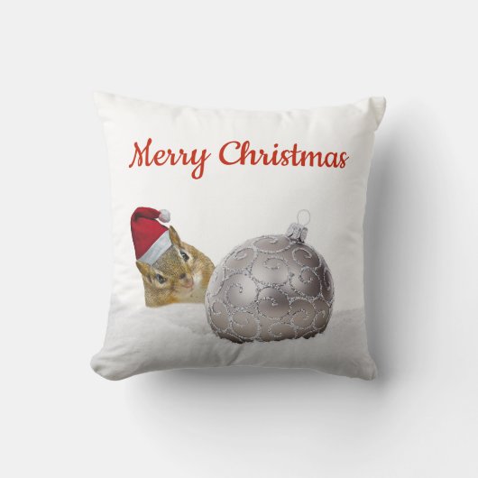 かわいいチムンクシルバーと雪のクリスマスホリデー クッション (正面)