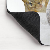 かわいいチムンクシルバーと雪のクリスマスホリデー マウスパッド (コーナー)