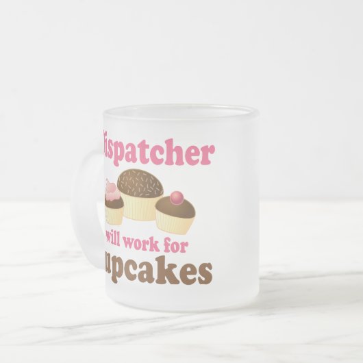 かわいいチョコレートカップケーキのディスパッチャー フロストグラスマグカップ (正面左)