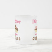 かわいいチョコレートカップケーキのディスパッチャー フロストグラスマグカップ (中央)