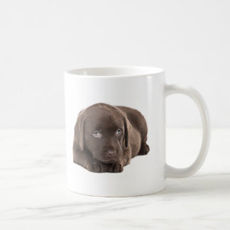 かわいいチョコレートラブラドールの子犬 コーヒーマグカップ