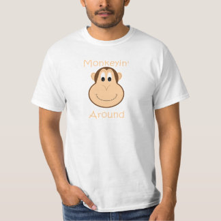 かわいいチンパンジーの人のTシャツ Tシャツ