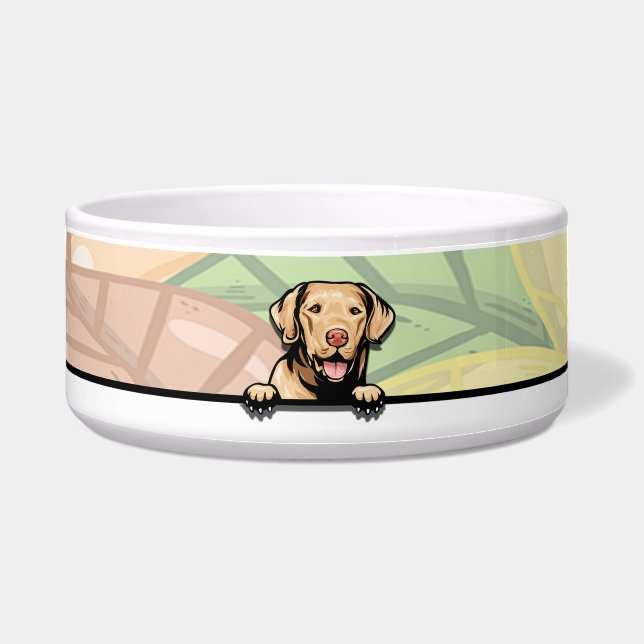 かわいいチーズケーキ・ベイ・レトリーバーが覗き見、食べ物/飲み物 ボウル (正面)
