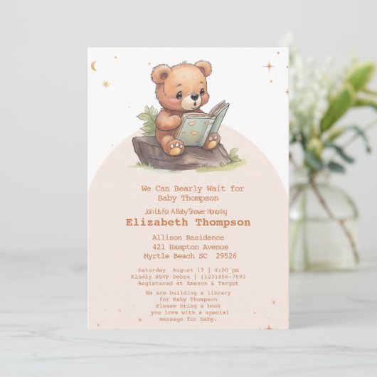 かわいいテディベアで本を持って来る赤ちゃんシャワー 招待状 (スタンド正面)