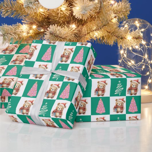 かわいいテディベアーサンタメリークリスマスツリーパーティー ラッピングペーパー (クリスマス)