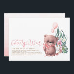 かわいいテディベアーピンクbearly待ち女の子ベビーシャワー 招待状<br><div class="desc">可愛いテディベア、熱帯のパーム葉ベビーシャワー招待状とピンクの熱帯の花 – 私たちはベビーが到着するのを待つことができる！</div>