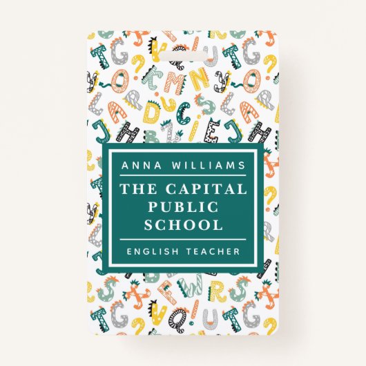 かわいいディノアルファベットエレメンタル先生名 バッジ (正面)