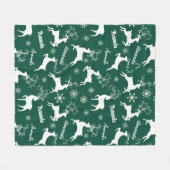 かわいいトナカイのクリスマスの繰り返し名グリーン フリースブランケット (正面(横))