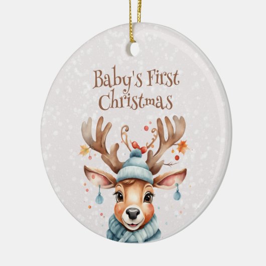 かわいいトナカイベビーの初めてのクリスマス写真 セラミックオーナメント (左)