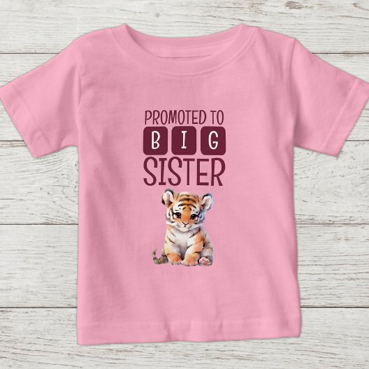 かわいいトラのお姉ちゃんピンク ベビーTシャツ