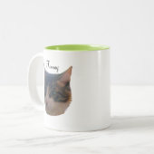 かわいいトラ柄の子猫 ツートーンマグカップ (正面左)