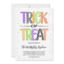 かわいいトリックまたはハロウィーンの衣装パーティー