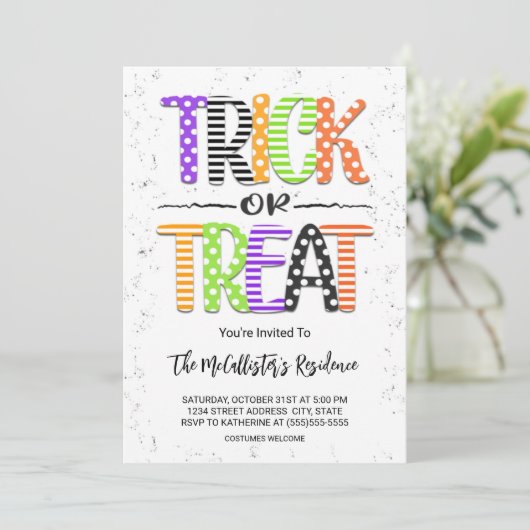 かわいいトリックまたはハロウィーンの衣装パーティー 招待状 (スタンド正面)
