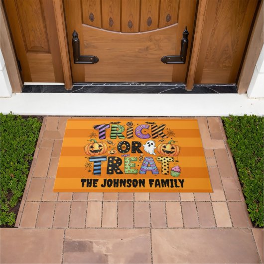 かわいいトリックまたは治療 ドアマット (室外)