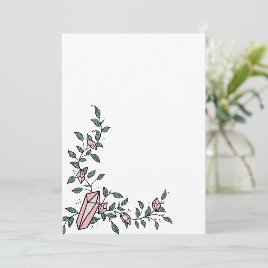 かわいいトレンディーガーリーフラワーつる植物ピンクジェムクリスタル 招待状 (スタンド正面)